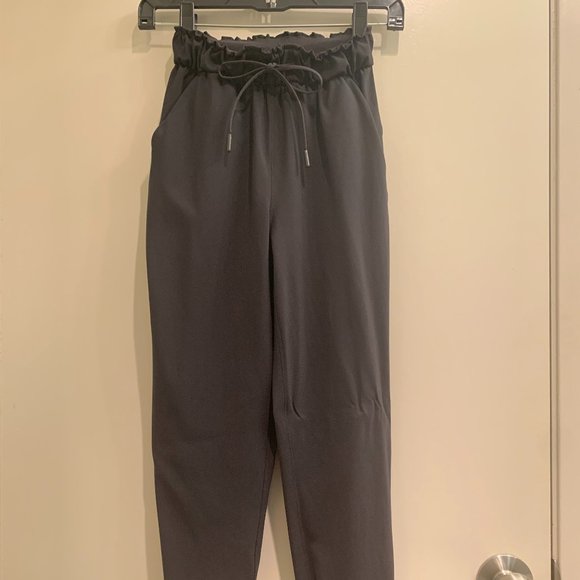 Lululemon Women's Stretch High-Rise Jogger Black size 0 - Picture 1 of 5